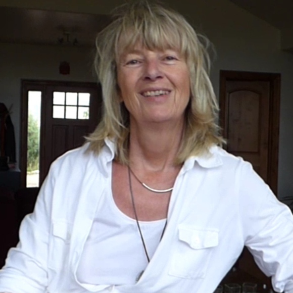 Meet your Posher, Karla - Picture 1 of 1